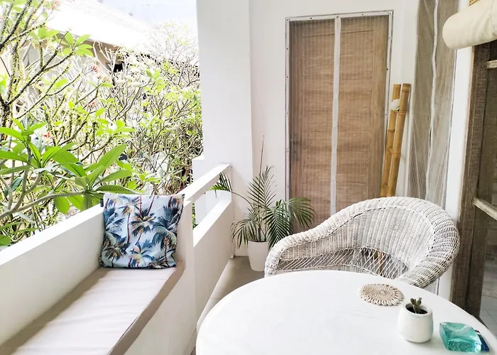Tropical Hideaway Apartment *